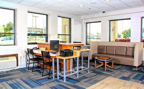 Holiday Inn Express Rochester - Greece By Ihg
